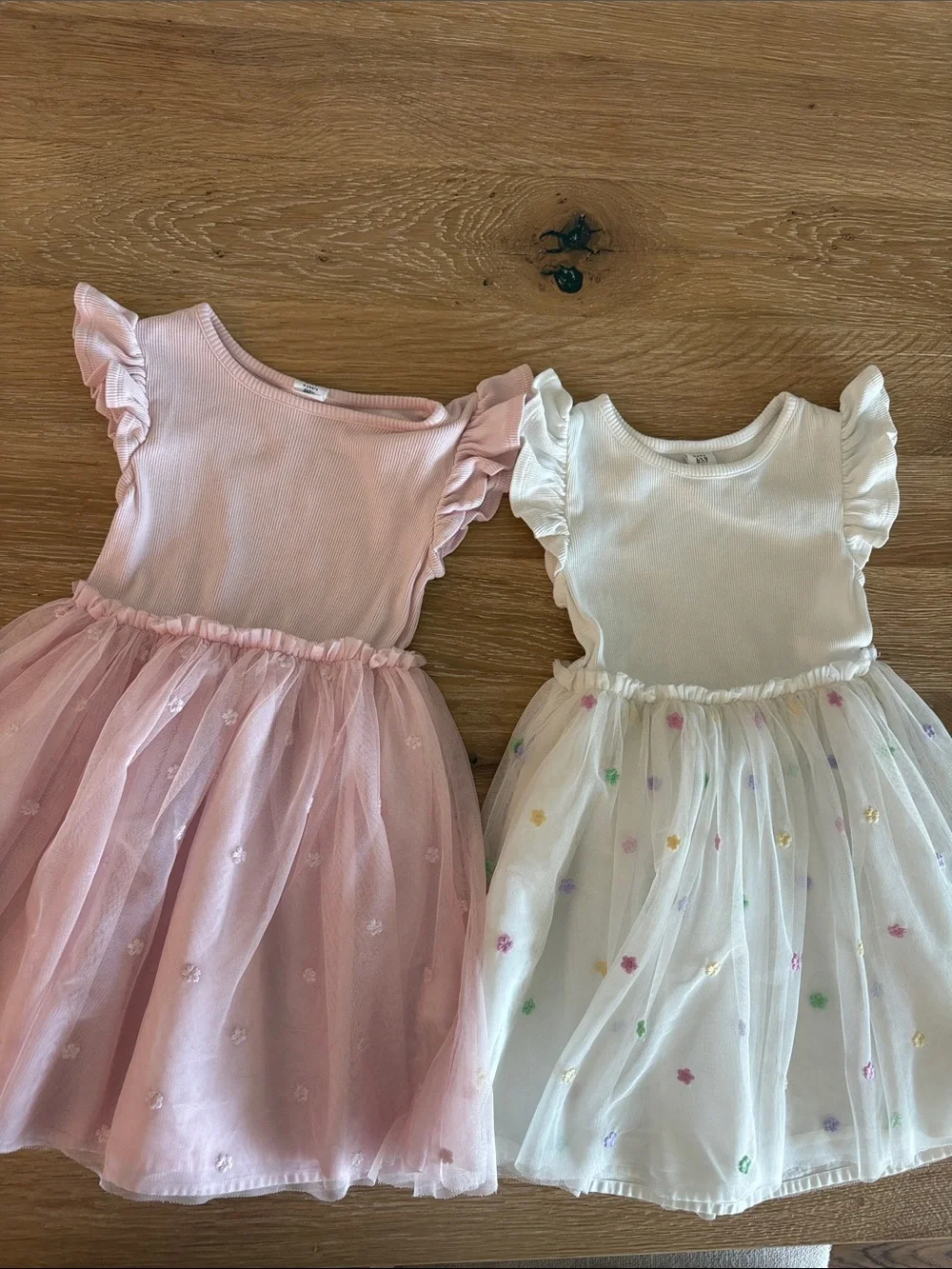 Baby GAP Girls Pink and White Floral Tulle  Dresses size 4